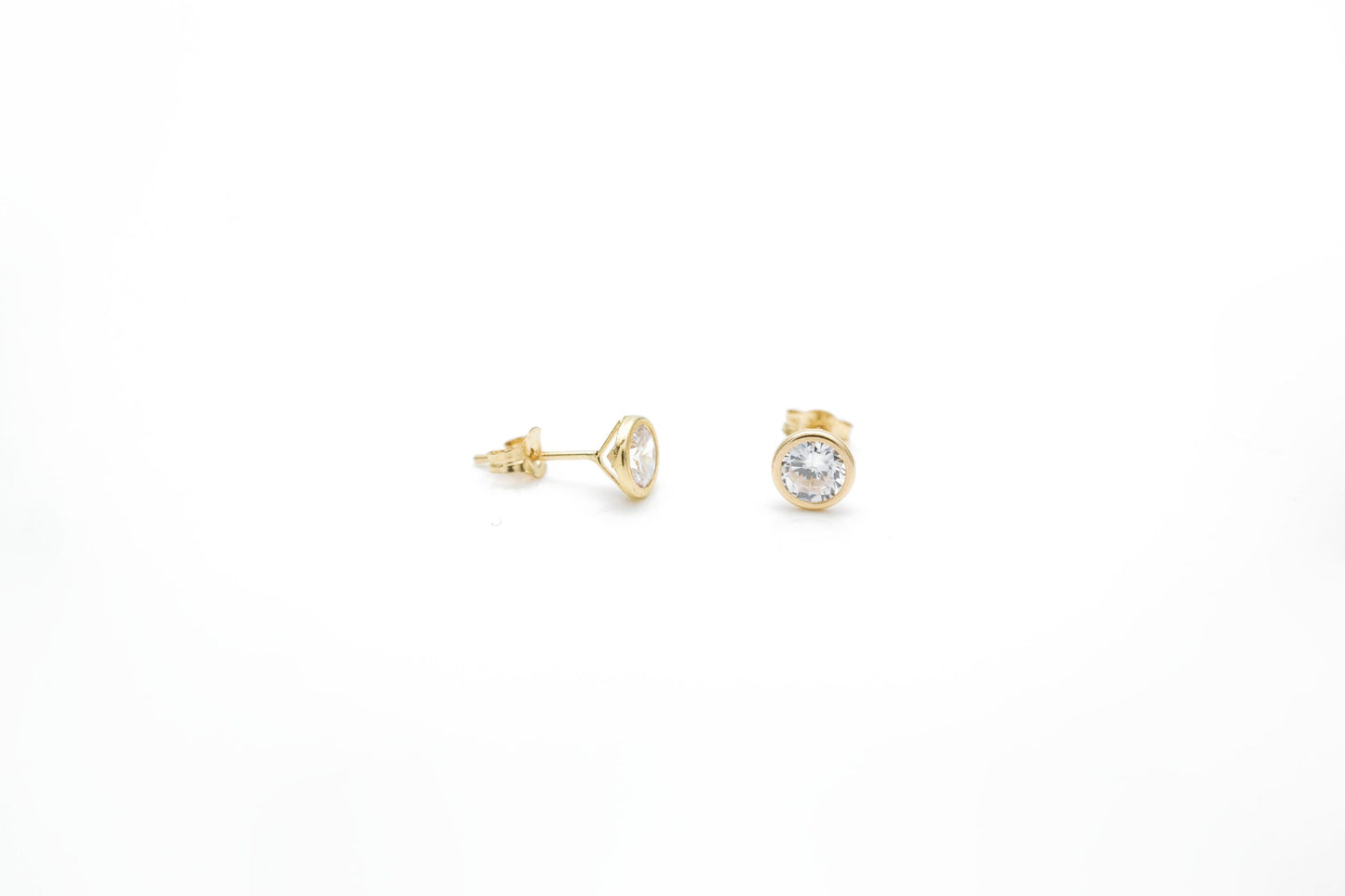 0.06-2.56 ct. T.W. Created Diamond Round Bezel Studs Earrings 14K Real Yellow/White Gold