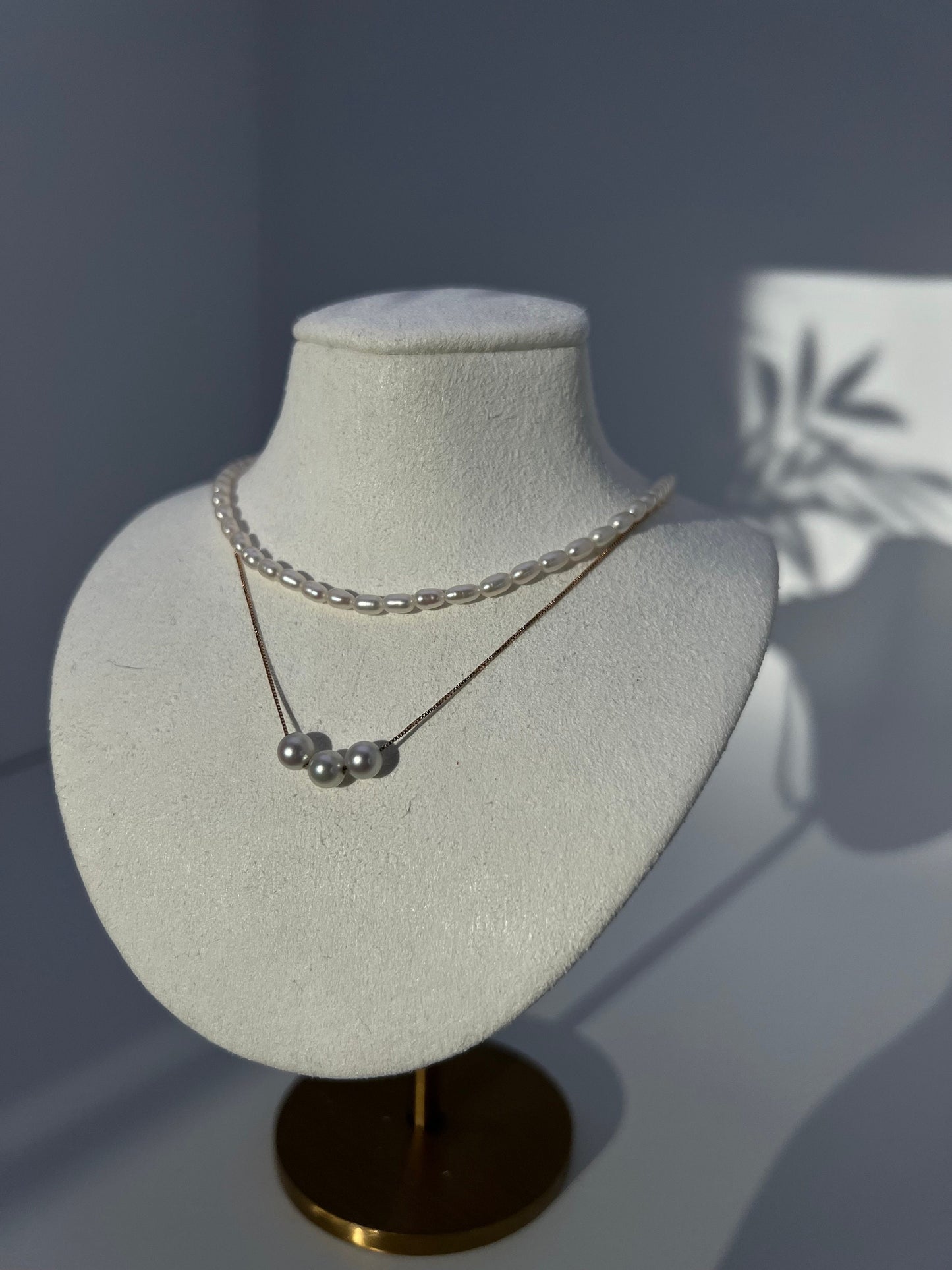 Natural 3 Pearl beaded Necklace Round shape with 14k gold chain 14K Yellow/White Gold clasp and Beads (optional) , Women chain