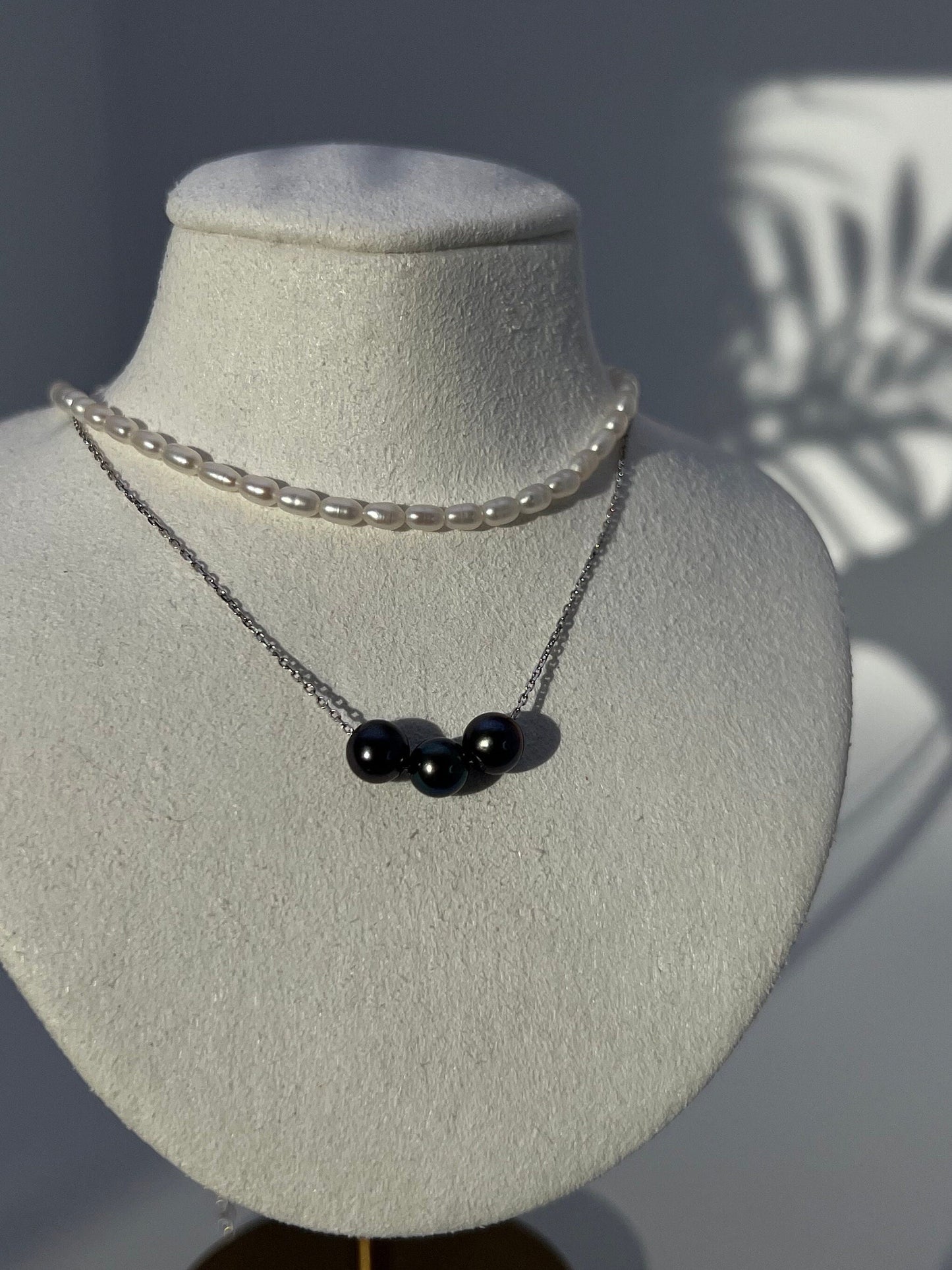Natural 3 Pearl beaded Necklace Round shape with 14k gold chain 14K Yellow/White Gold clasp and Beads (optional) , Women chain