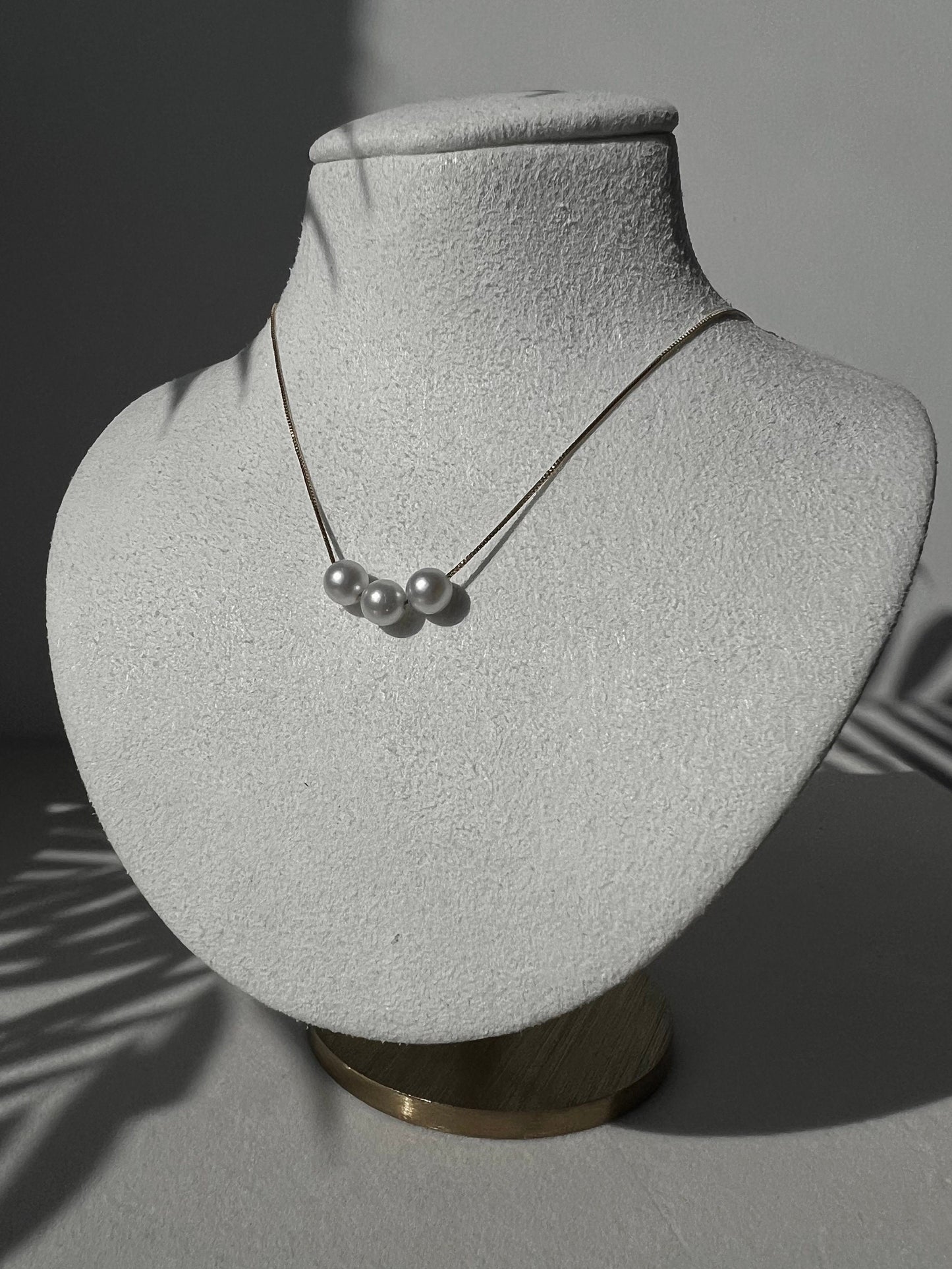 Natural 3 Pearl beaded Necklace Round shape with 14k gold chain 14K Yellow/White Gold clasp and Beads (optional) , Women chain